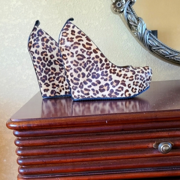 Aldo leopard print wedges - Picture 1 of 8